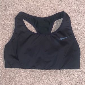 Nike dri-fit sports bra. Black. Size XS